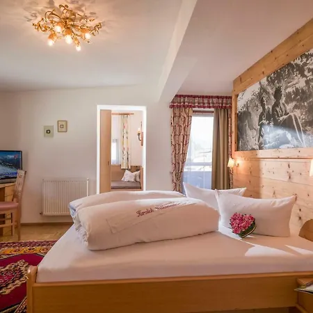 Viktoria & Joggl מלון 3*