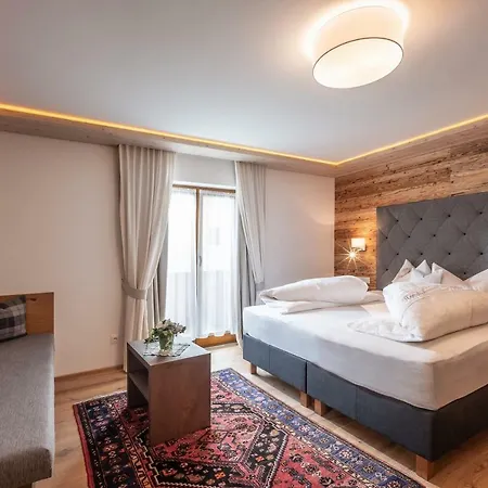 Viktoria & Joggl 3* مايرهوفن