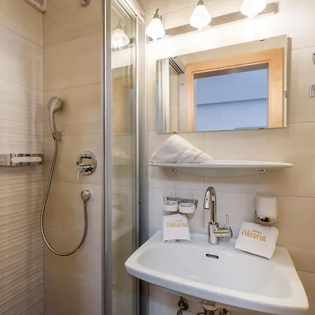 Viktoria & Joggl فندق