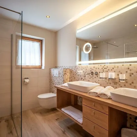 Viktoria&landhaus Joggl Hotel 3*